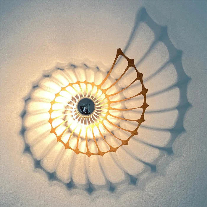 OceanShine - Wall lamp with shell motif and soft lighting