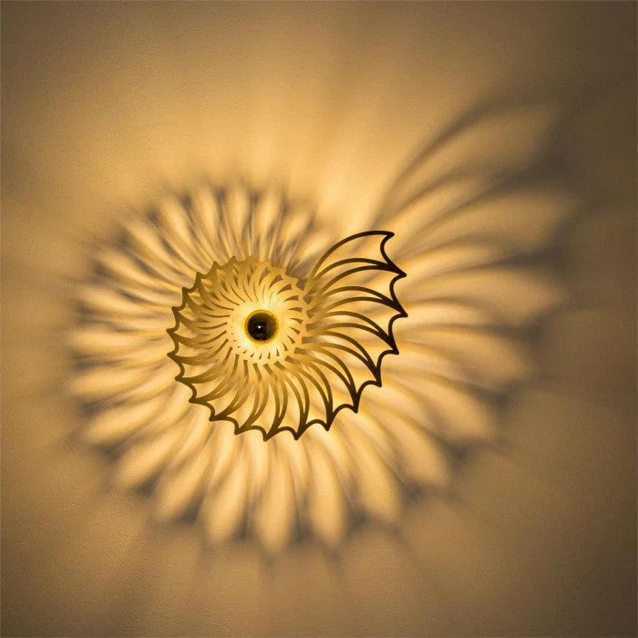 OceanShine - Wall lamp with shell motif and soft lighting