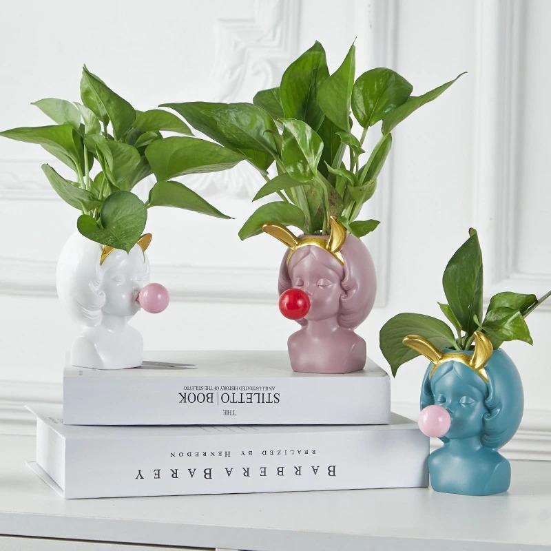 BloomMuse - Elegant Plant Box for the Face with Artistic Flair