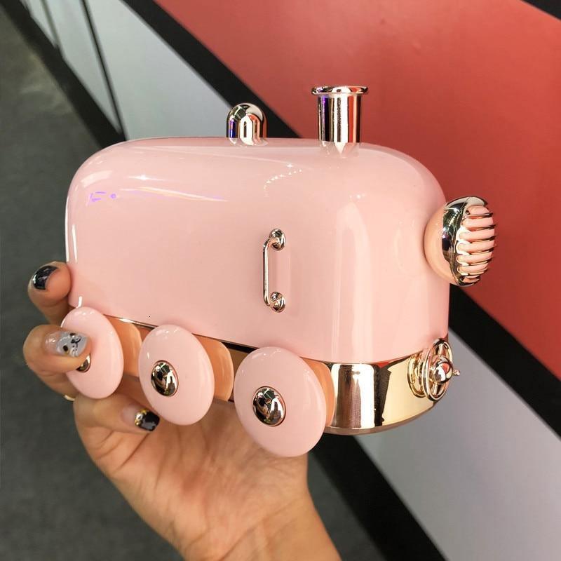 DreamTrack - Charming train-shaped aroma diffuser