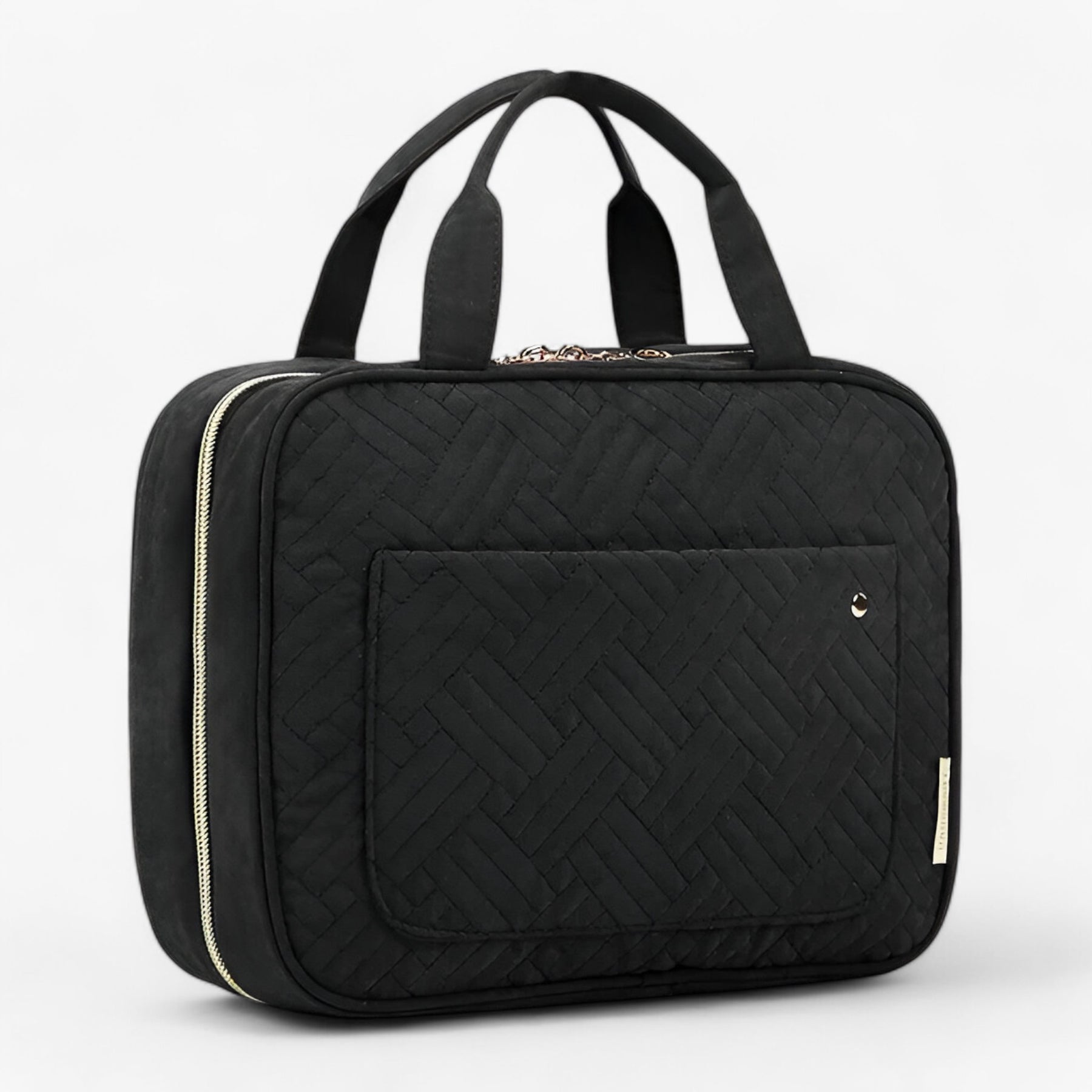 JetSet durable and spacious toiletry bag - effortless travel organization